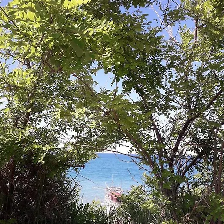 La Bagnante Nyaraló Vasto