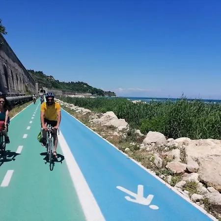 La Bagnante Nyaraló Vasto